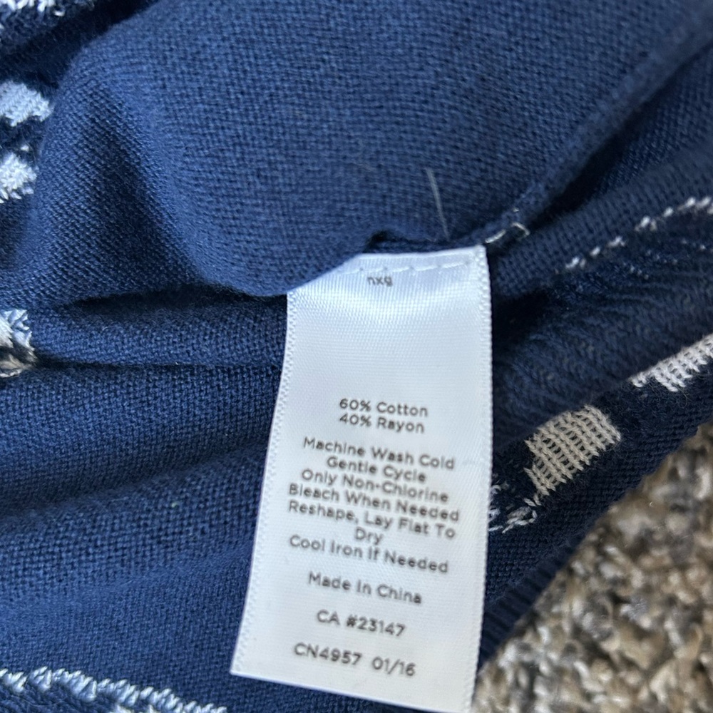 Talbots petite lightweight novelty elephant print sweater size petite - Picture 4 of 7
